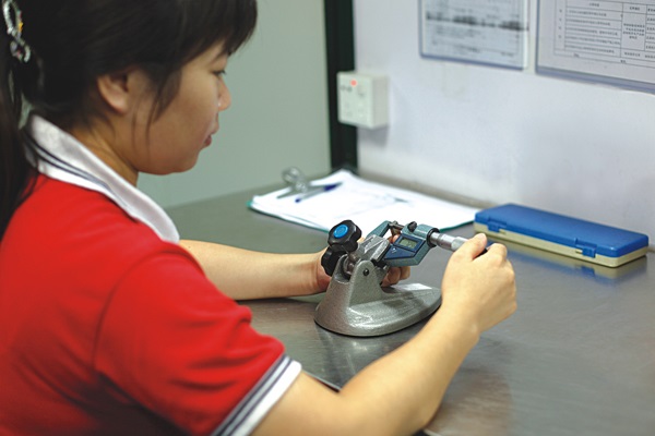 Mold Parts Inspection